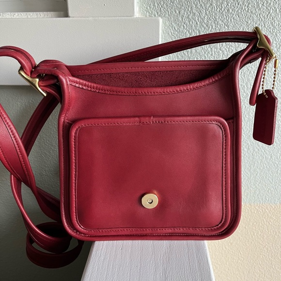 Vintage Coach Legacy Studio Flap Medium w/ Hang Tag - Style 9145 - Red - Picture 5 of 15